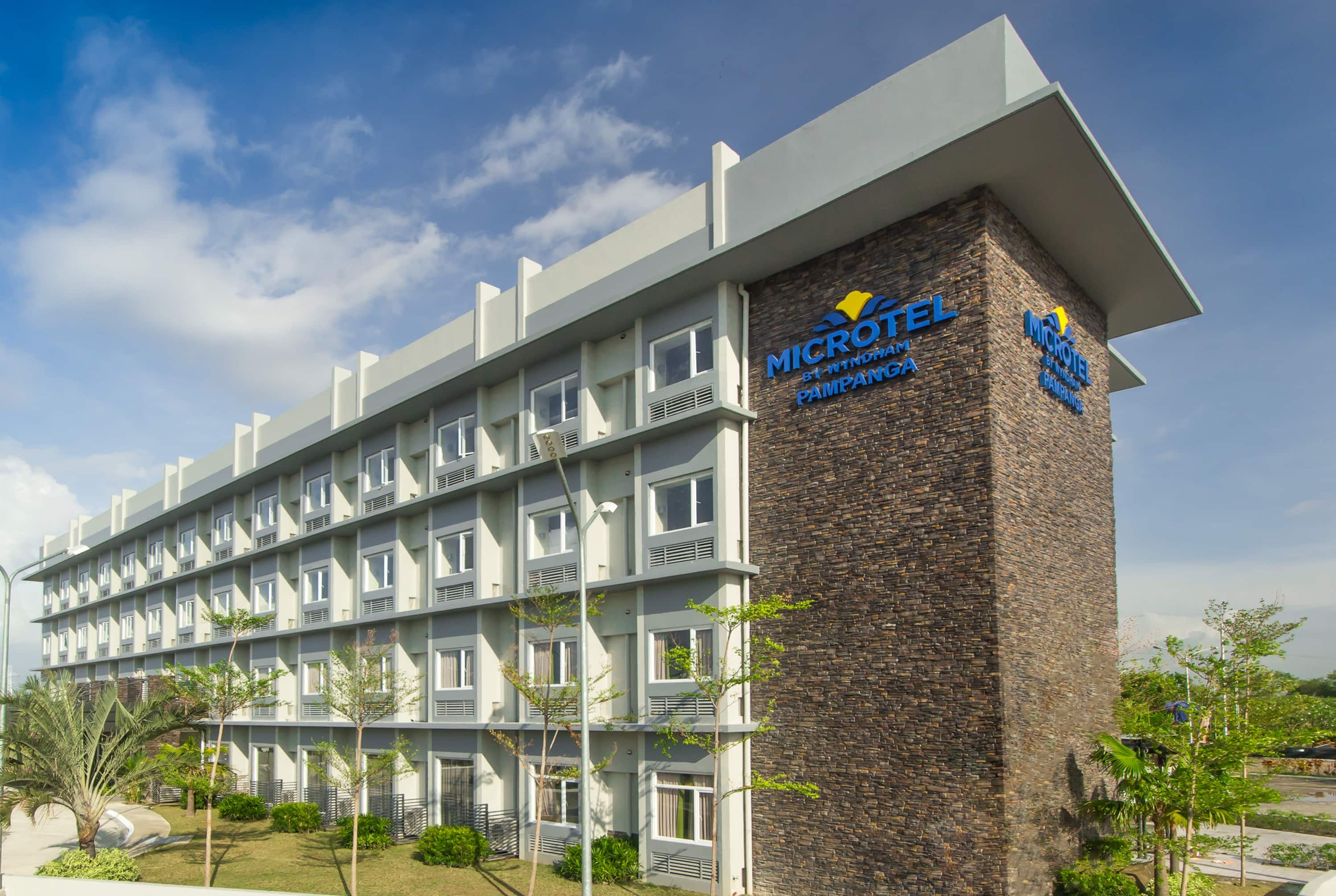 Microtel Inn And Suites By Wyndham San Fernando San Fernando Ph Hotels